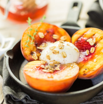 Grilled peaches - Arina Photography