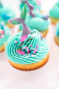 Mermaid cupcakes - Arina Photography