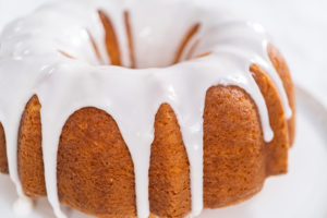 Lemon bundt cake - Arina Photography