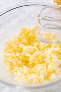 Lemon bundt cake - Arina Photography