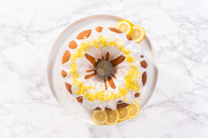 Lemon bundt cake - Arina Photography