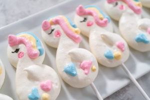 Unicorn meringue pops - Arina Photography