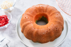 July 4th bundt cake - Arina Photography