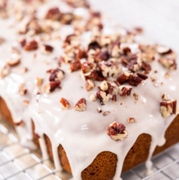 Pumpkin bread - Arina Photography
