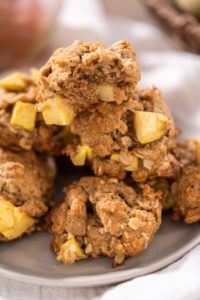 Apple oatmeal cookies - Arina Photography