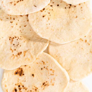 Making flatbread - Arina Photography