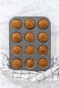 Gingerbread cupcakes - Arina Photography