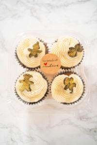 Gingerbread cupcakes - Arina Photography