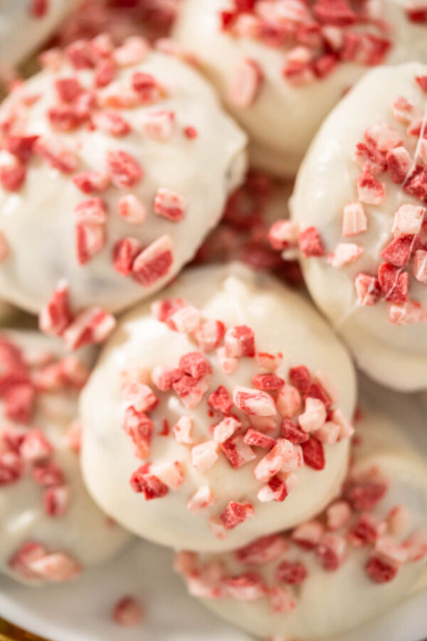 Peppermint White Chocolate Cookies - Arina Photography
