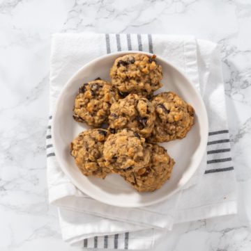 Soft Oatmeal Raisin Walnut Cookies - Arina Photography