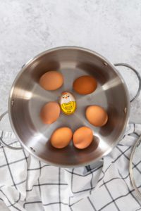 Hard boiled eggs - Arina Photography