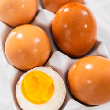 Hard boiled eggs - Arina Photography