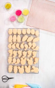 Easter sugar cookies - Arina Photography Flat lay. Decorating Easter sugar cookies with rotal icing.