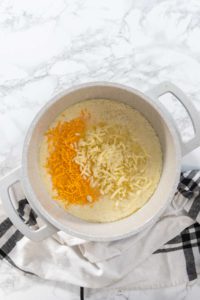 Macaroni and cheese with broccoli - Arina Photography