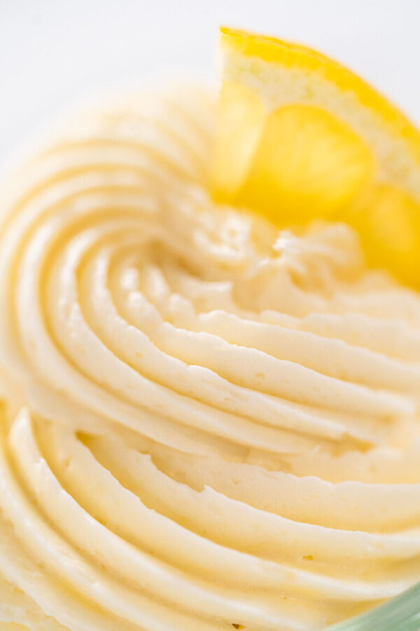 Lemon Buttercream - Arina Photography