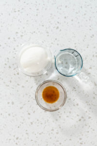 Caramel cupcake toppers - Arina Photography