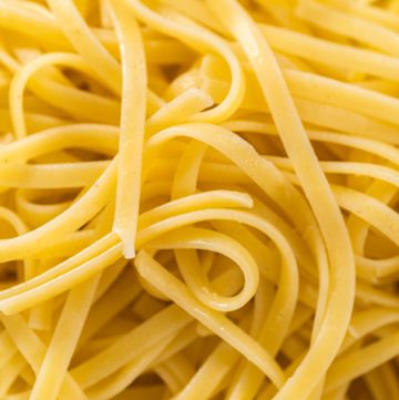 Linguine pasta - Arina Photography