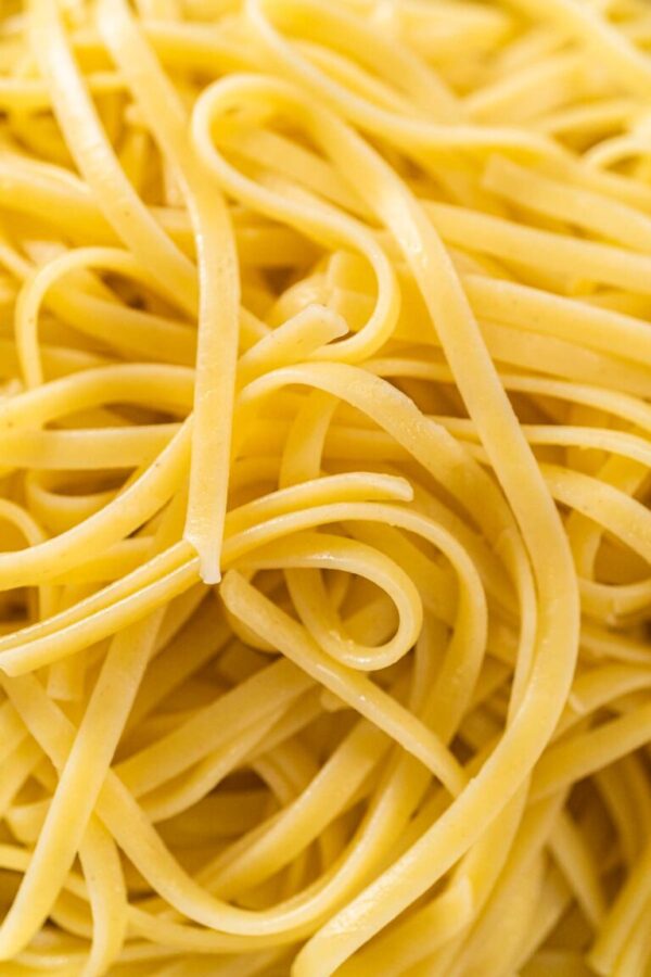 Linguine pasta - Arina Photography
