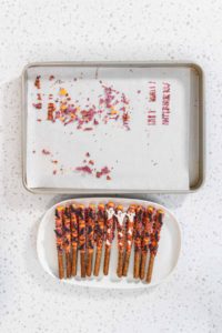 Halloween chocolate-covered pretzel rods - Arina Photography
