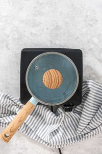 Christmas Eggnog fudge - Arina Photography