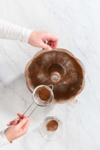 Gingerbread bundt cake with caramel filling - Arina Photography