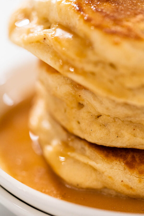 Eggnog pancakes - Arina Photography