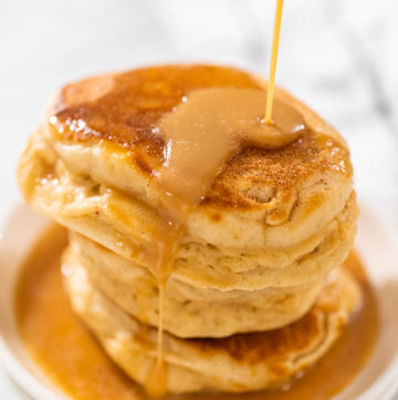 Eggnog pancakes - Arina Photography